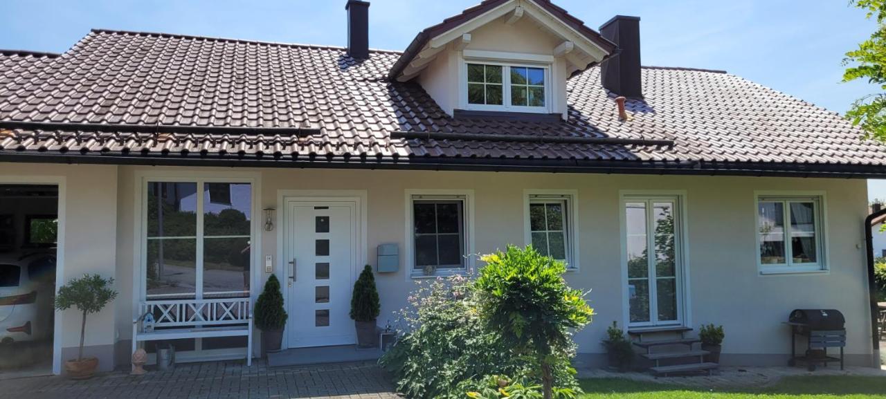 Stilvolles Apartment "Romantic" Neukirchen vorm Wald Dış mekan fotoğraf